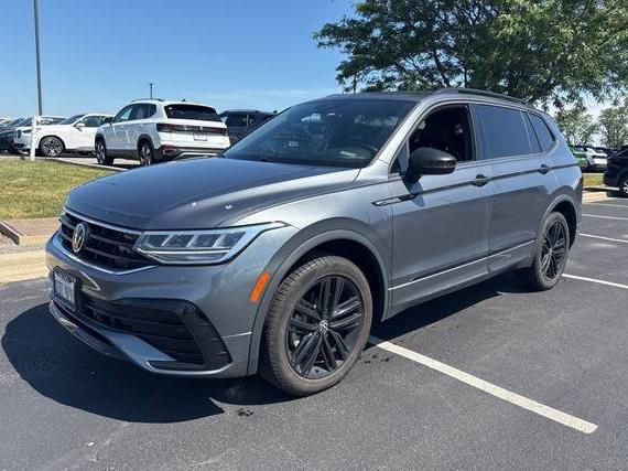 VOLKSWAGEN TIGUAN 4MOTION 2022 3VV8B7AX4NM030030 image